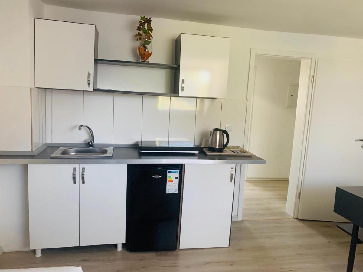 Kispet Deluxe Hotel Oberhausen  Kültér fotó