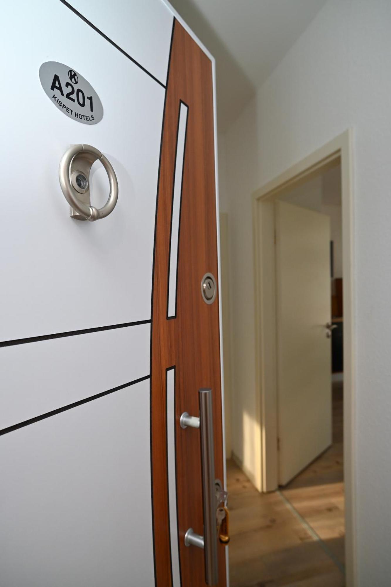Kispet Deluxe Hotel Oberhausen  Kültér fotó