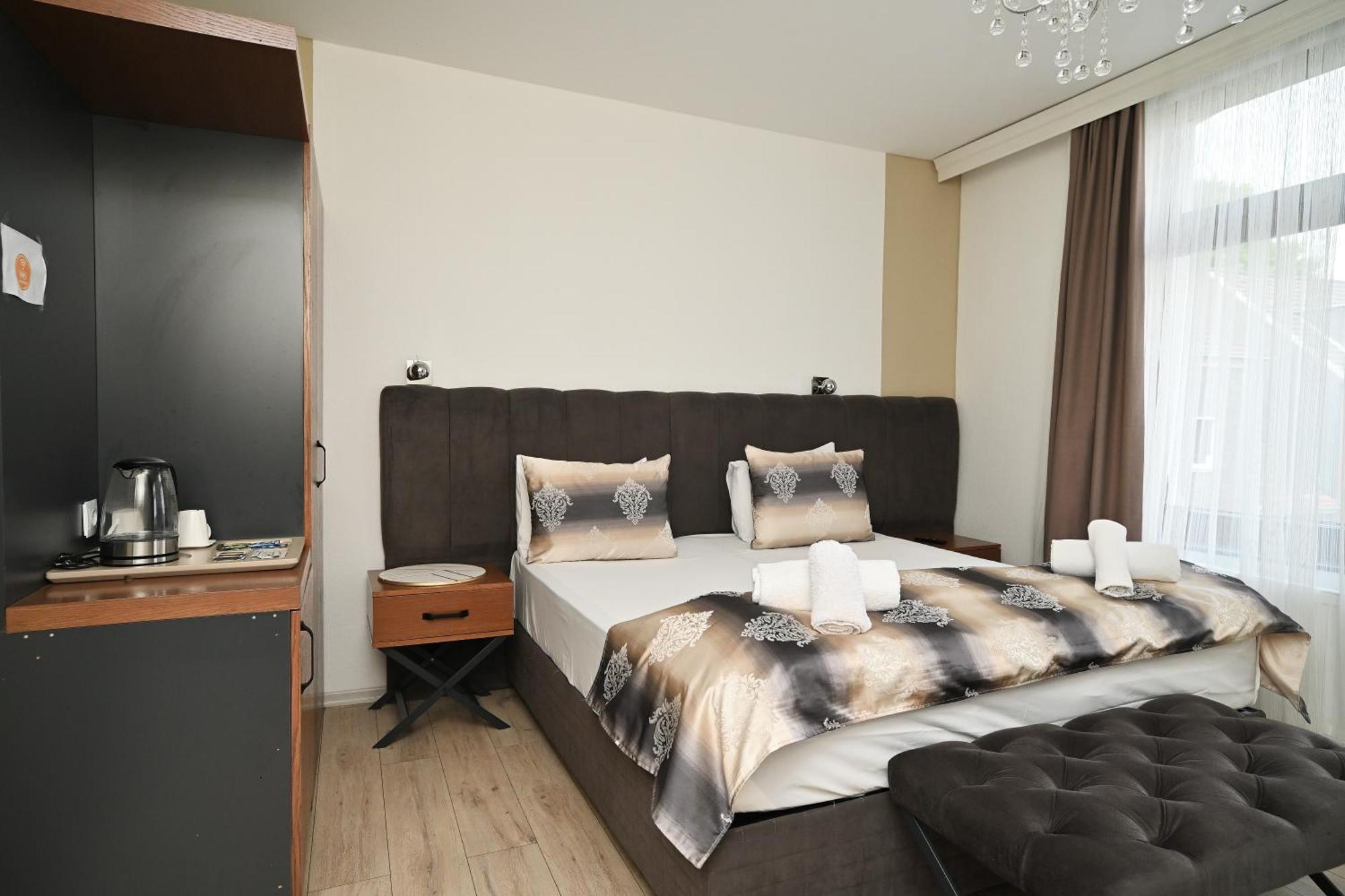 Kispet Deluxe Hotel Oberhausen  Kültér fotó