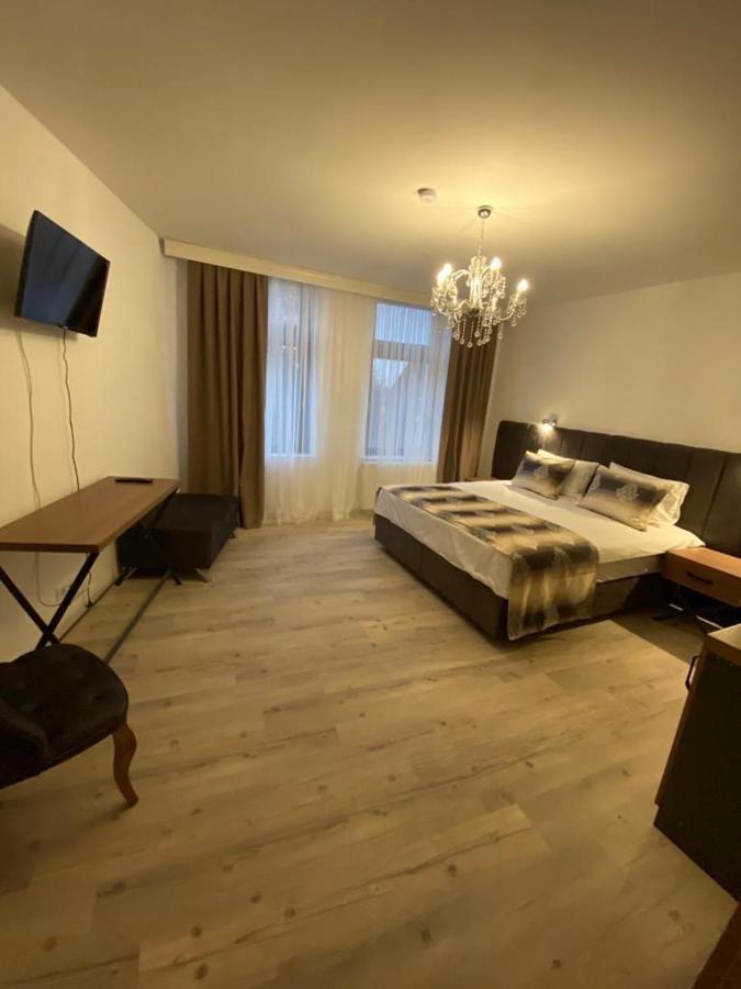 Kispet Deluxe Hotel Oberhausen  Kültér fotó